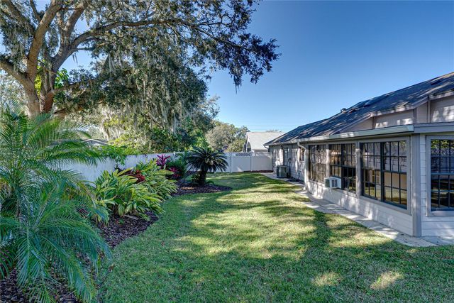 1418 WALDEN OAKS PLACE, Plant City, FL 33563