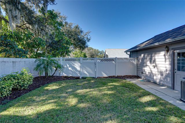 1418 WALDEN OAKS PLACE, Plant City, FL 33563