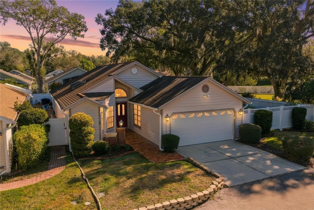 1418 WALDEN OAKS PLACE, Plant City, FL 33563