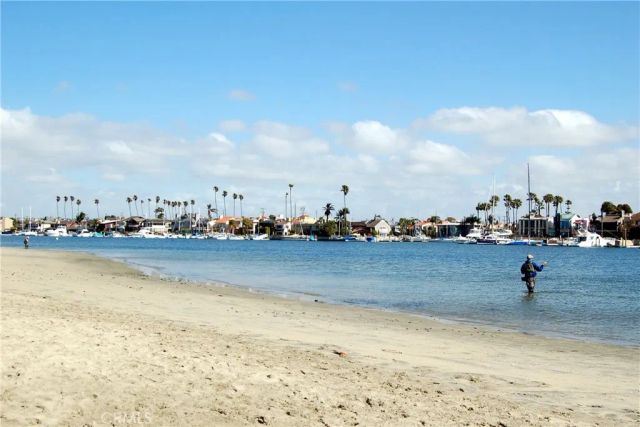 6810 E Ocean Boulevard, Long Beach, CA 90803