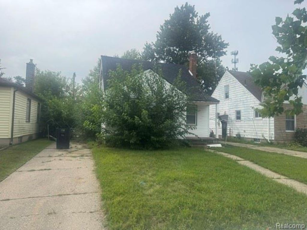 20287 Strasburg Street, Detroit, MI 48205