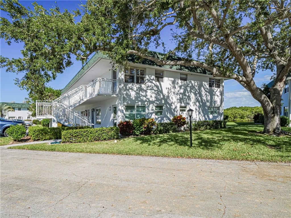 2800 Indian River Boulevard E6, Vero Beach, FL 32960