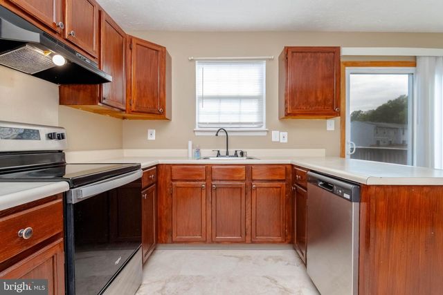 12 JOGGINS CT, Baltimore, MD 21220