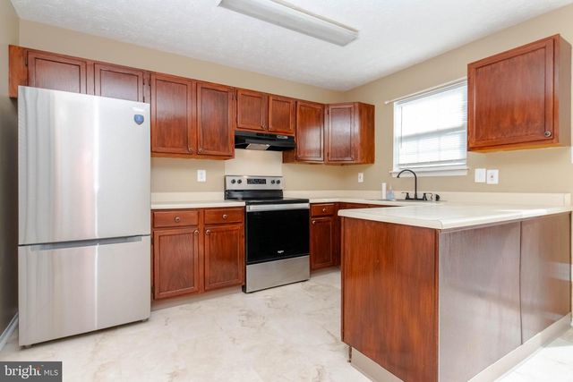 12 JOGGINS CT, Baltimore, MD 21220