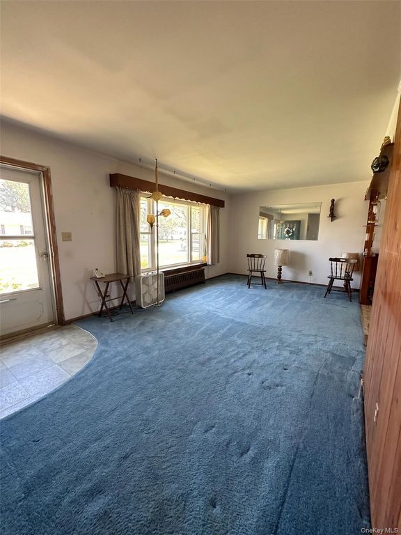 124 Westwood Road N, Massapequa Park, NY 11762 — photo 4