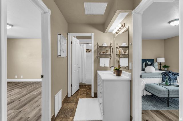 5993 S SULTAN CIR, Salt Lake City, UT 84107