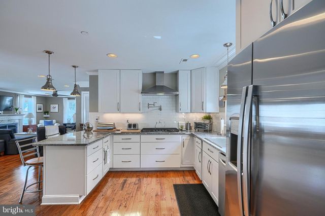 7420 CHESAPEAKE RD, Middle River, MD 21220