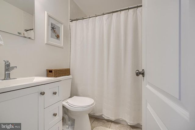 7420 CHESAPEAKE RD, Middle River, MD 21220