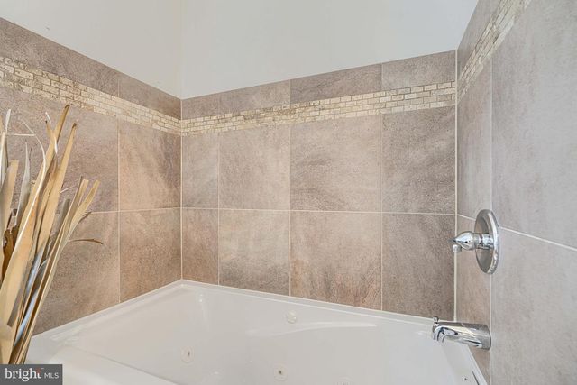 7420 CHESAPEAKE RD, Middle River, MD 21220