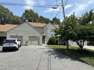88 Nipmuc Trail B, North Providence, RI 02904