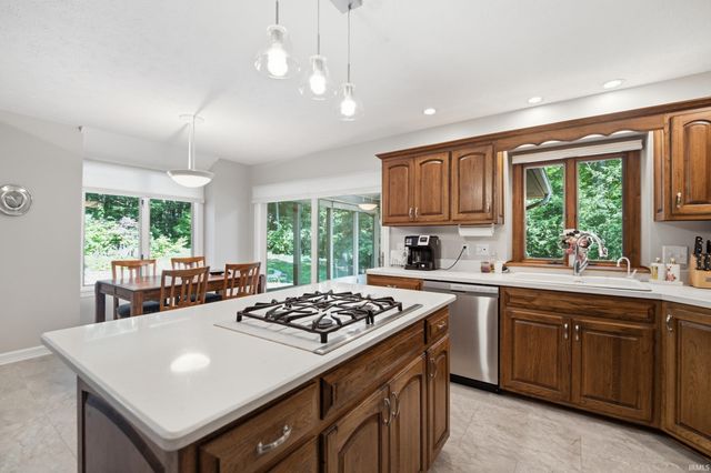 3724 Capilano Drive, West Lafayette, IN 47906