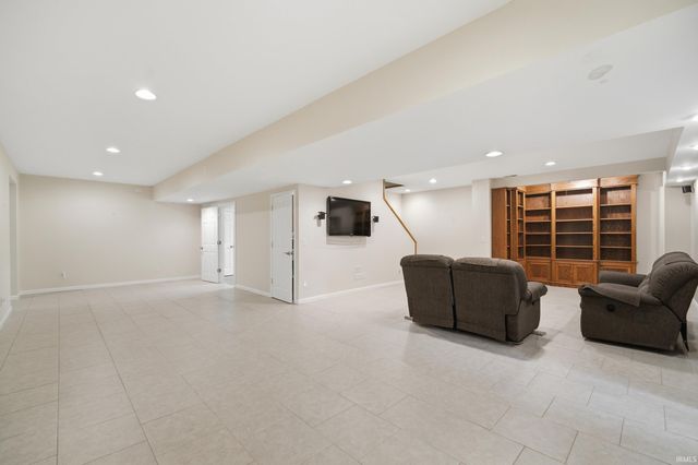 3724 Capilano Drive, West Lafayette, IN 47906