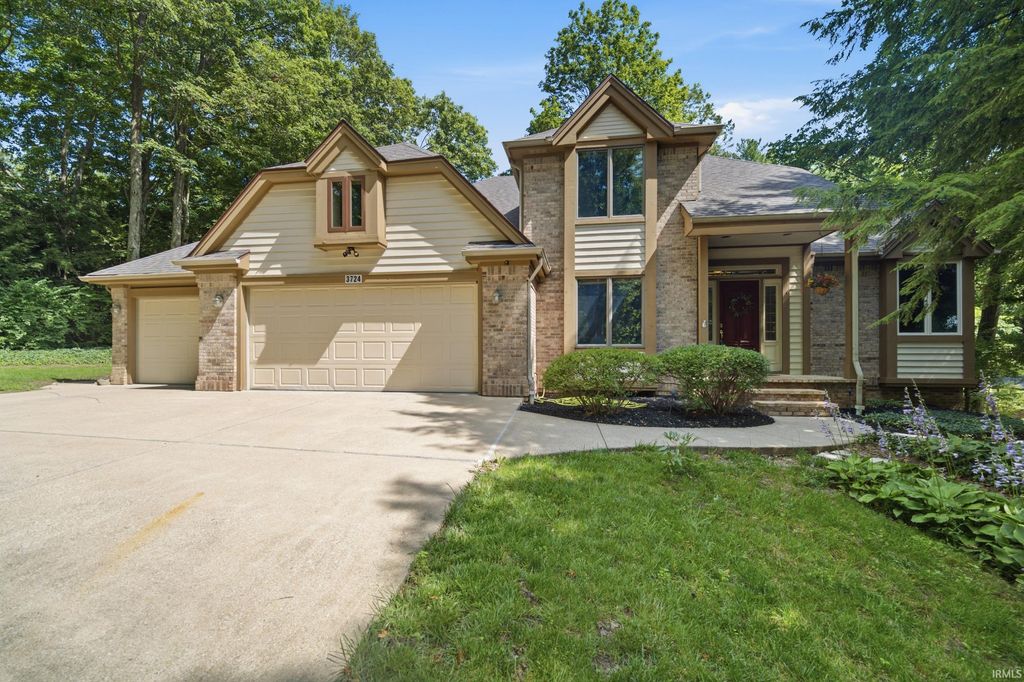 3724 Capilano Drive, West Lafayette, IN 47906