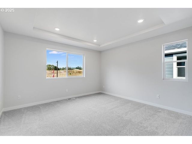 19035 Sw EUREKA Ln, Beaverton, OR 97007