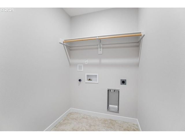 19035 Sw EUREKA Ln, Beaverton, OR 97007