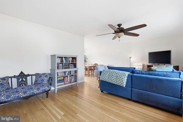 2409 PARKSIDE AVE, Hatboro, PA 19040