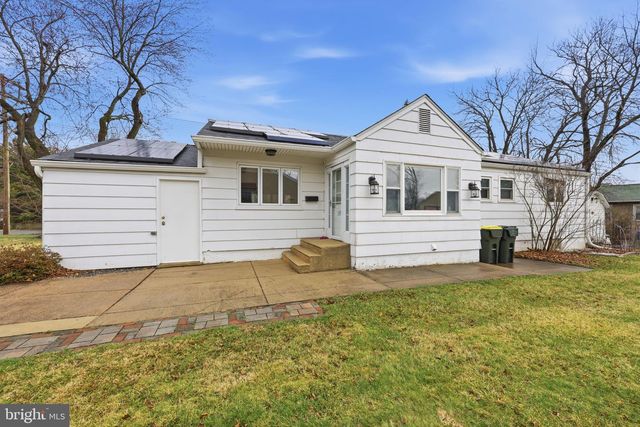 2409 PARKSIDE AVE, Hatboro, PA 19040