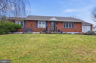 2409 PARKSIDE AVE, Hatboro, PA 19040