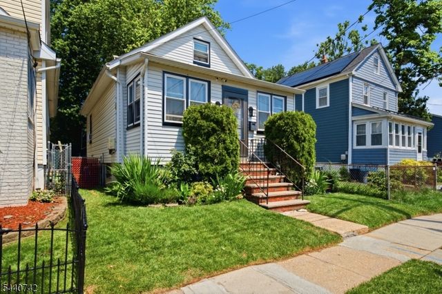 16 Creston Ave, Union Twp., NJ 07083
