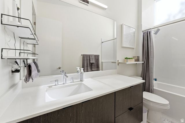 823 E GRAND CAYMAN DR, Millcreek, UT 84107