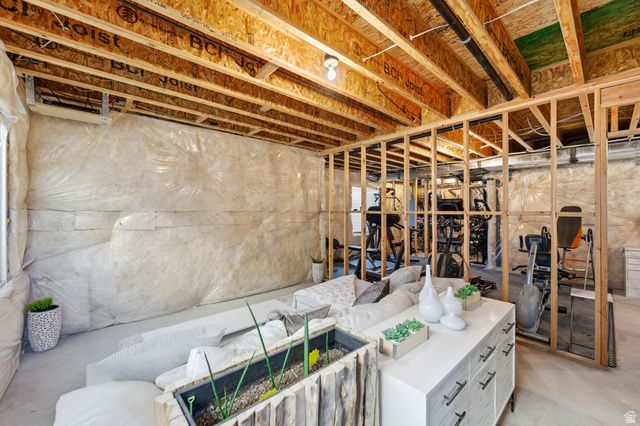 823 E GRAND CAYMAN DR, Millcreek, UT 84107