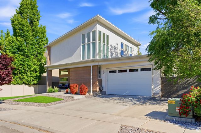 823 E GRAND CAYMAN DR, Millcreek, UT 84107