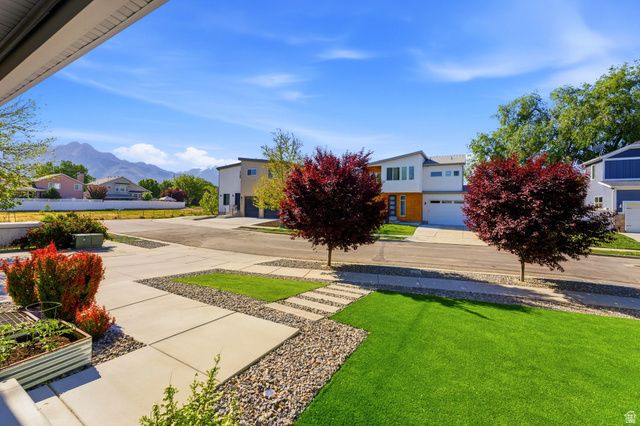 823 E GRAND CAYMAN DR, Millcreek, UT 84107