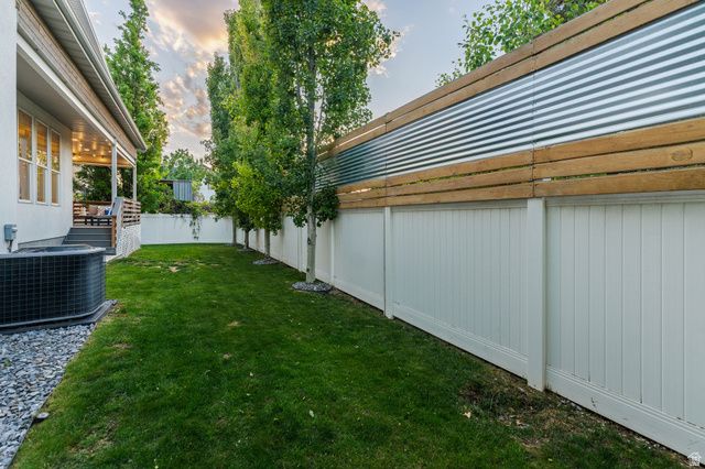 823 E GRAND CAYMAN DR, Millcreek, UT 84107
