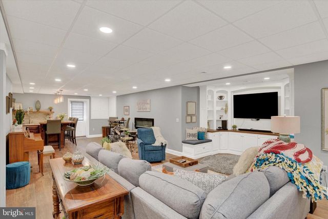3401 CANYON CRK, Mechanicsburg, PA 17055