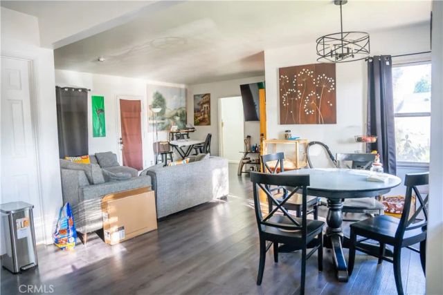 6941 Newcastle, Reseda, CA 91335
