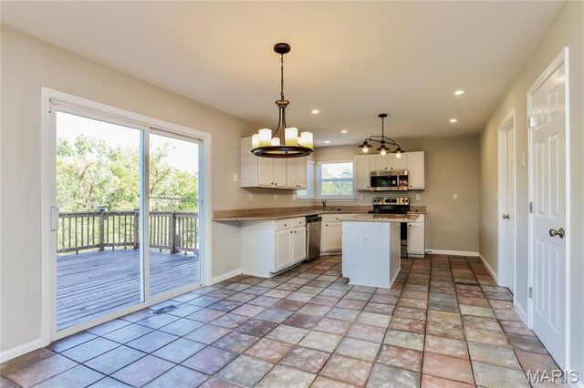 519 Great Oaks Meadow Drive, Wentzville, MO 63385