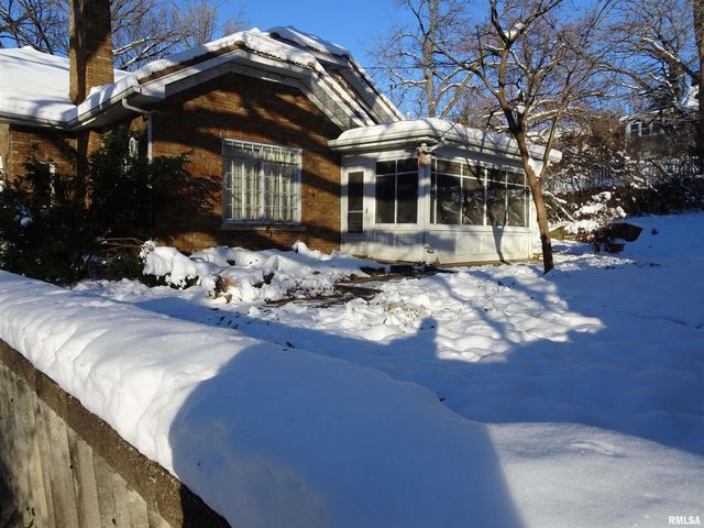 1515 Jersey Ridge Road, Davenport, IA 52803