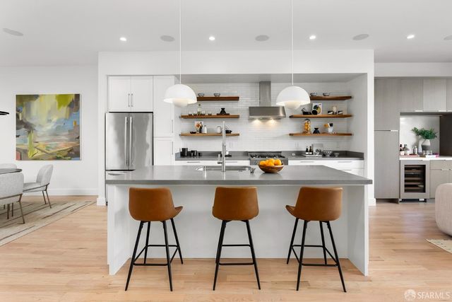 944 Hampshire Street, San Francisco, CA 94110