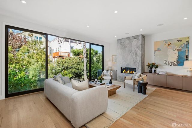 944 Hampshire Street, San Francisco, CA 94110