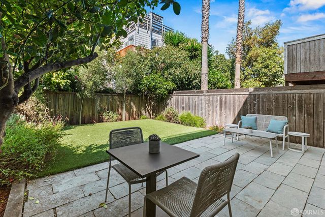 944 Hampshire Street, San Francisco, CA 94110
