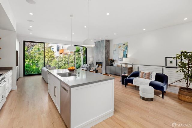 944 Hampshire Street, San Francisco, CA 94110