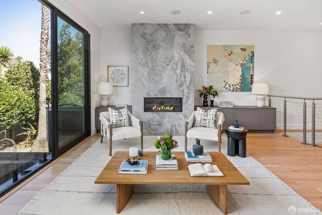 944 Hampshire Street, San Francisco, CA 94110