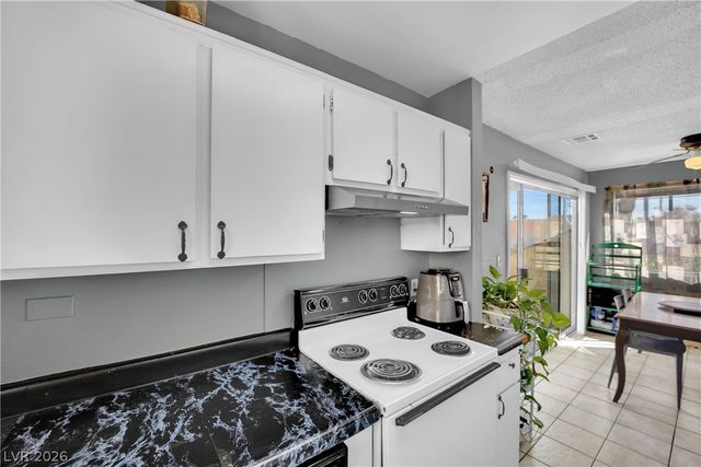 5007 Spencer Street C, Las Vegas, NV 89119