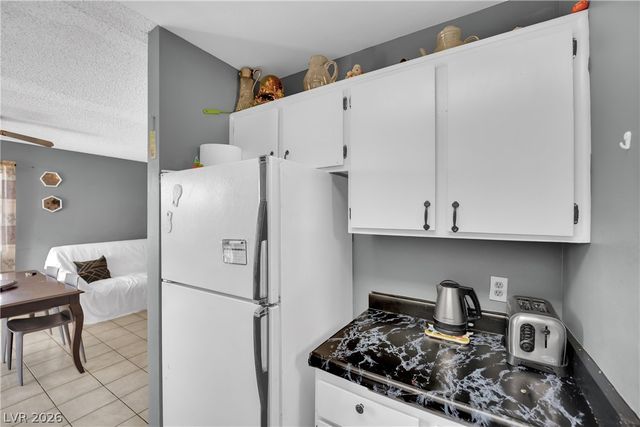 5007 Spencer Street C, Las Vegas, NV 89119