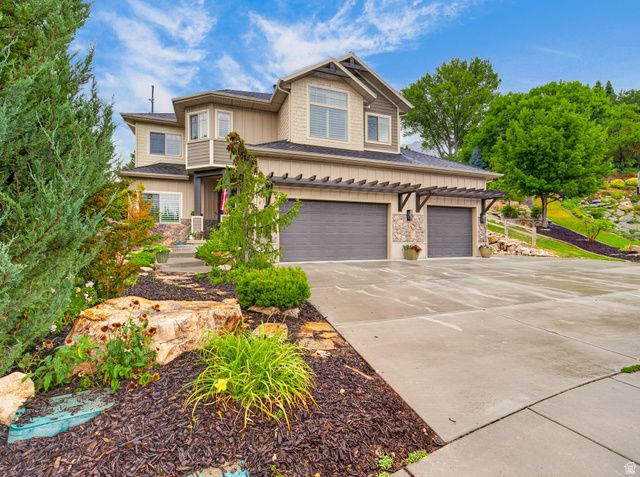 3976 N 350 W, Pleasant View, UT 84414