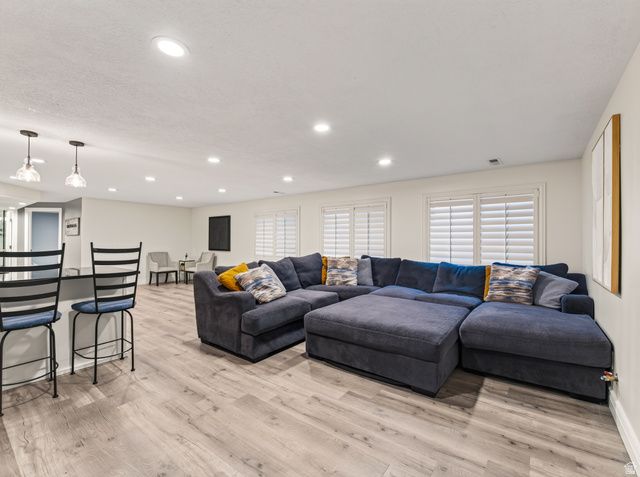 3976 N 350 W, Pleasant View, UT 84414
