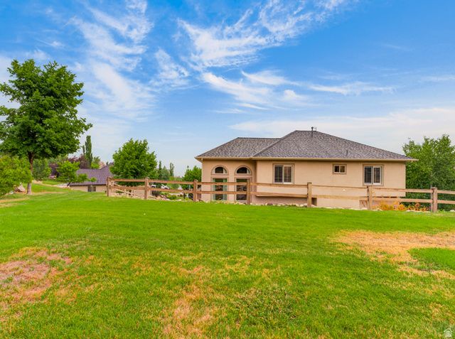 3976 N 350 W, Pleasant View, UT 84414