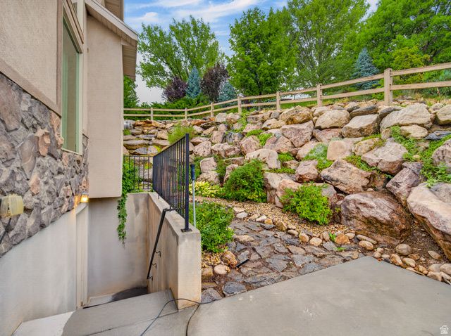 3976 N 350 W, Pleasant View, UT 84414