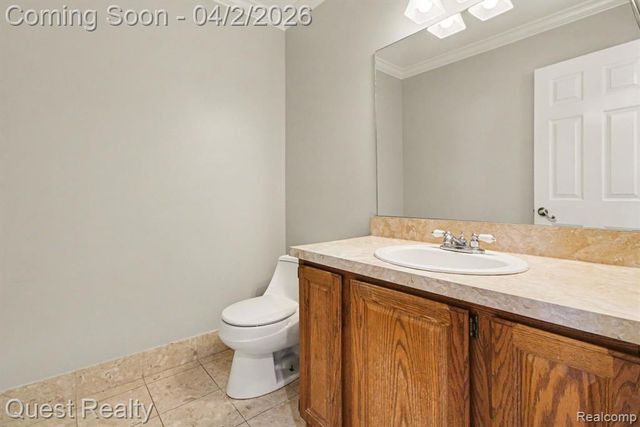 38590 Lowell Drive, Farmington, MI 48331