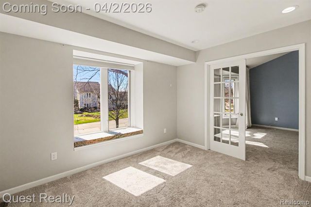 38590 Lowell Drive, Farmington, MI 48331