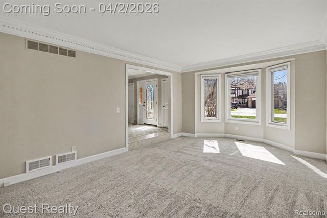 38590 Lowell Drive, Farmington, MI 48331