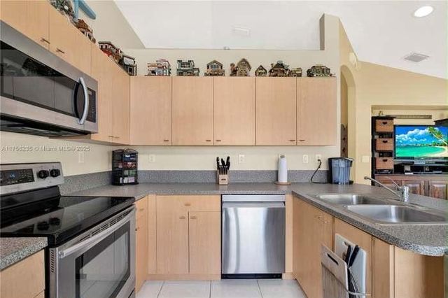 1507 SE 20TH Place, Homestead, FL 33035