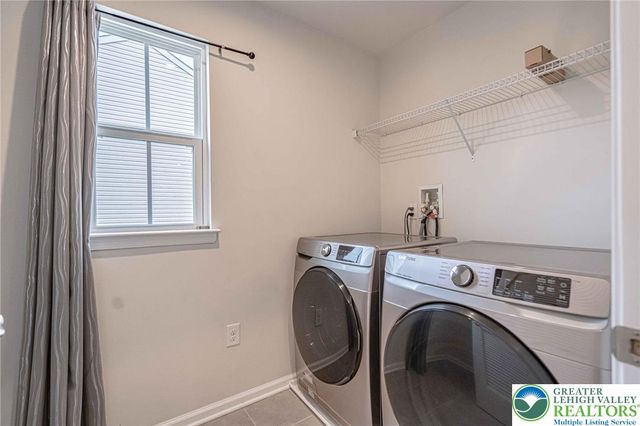 2584 Raya Way, Bethlehem Twp, PA 18045