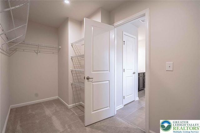 2584 Raya Way, Bethlehem Twp, PA 18045