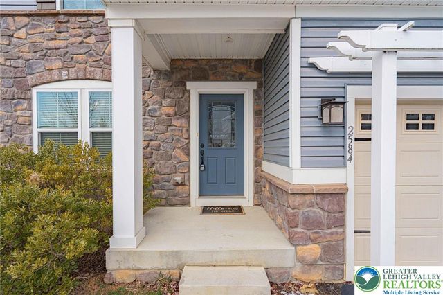 2584 Raya Way, Bethlehem Twp, PA 18045